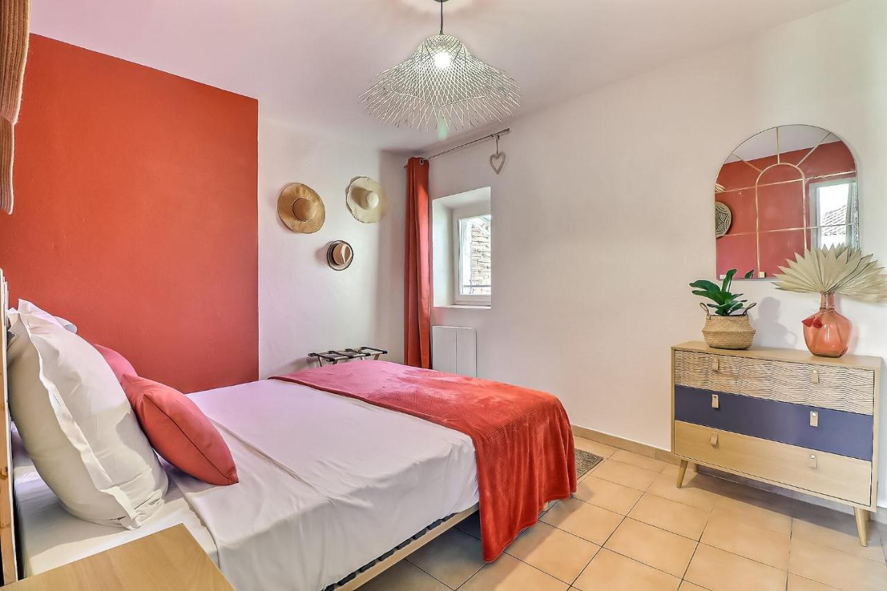 Le Regordane - Appartement 4 Personnes - Centre Wifi Cosy Saint-Gilles  Esterno foto