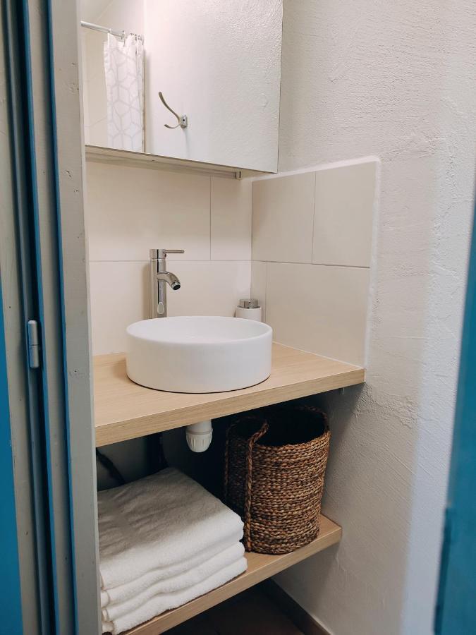 Le Regordane - Appartement 4 Personnes - Centre Wifi Cosy Saint-Gilles  Esterno foto