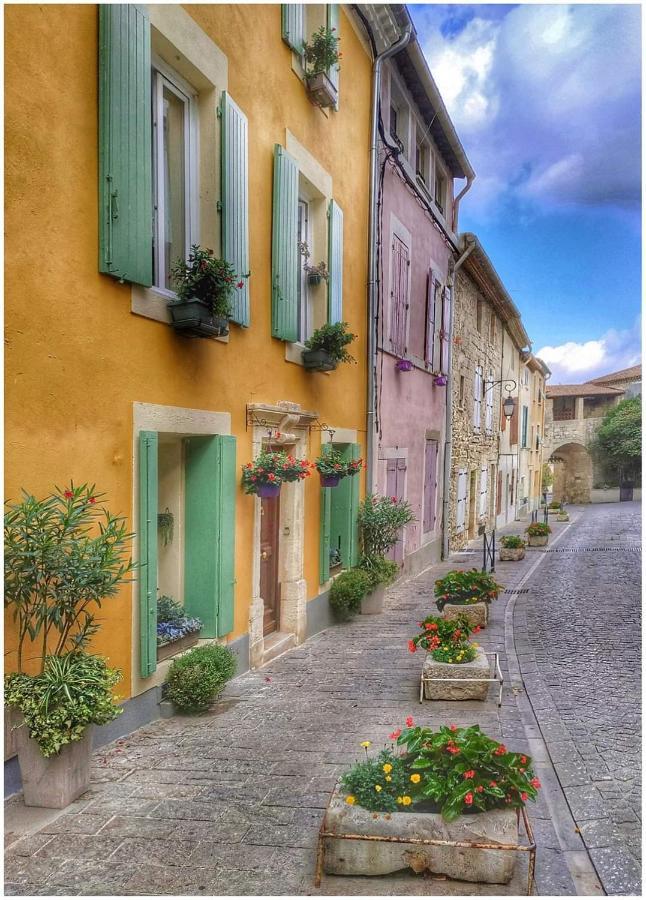 Le Regordane - Appartement 4 Personnes - Centre Wifi Cosy Saint-Gilles  Esterno foto